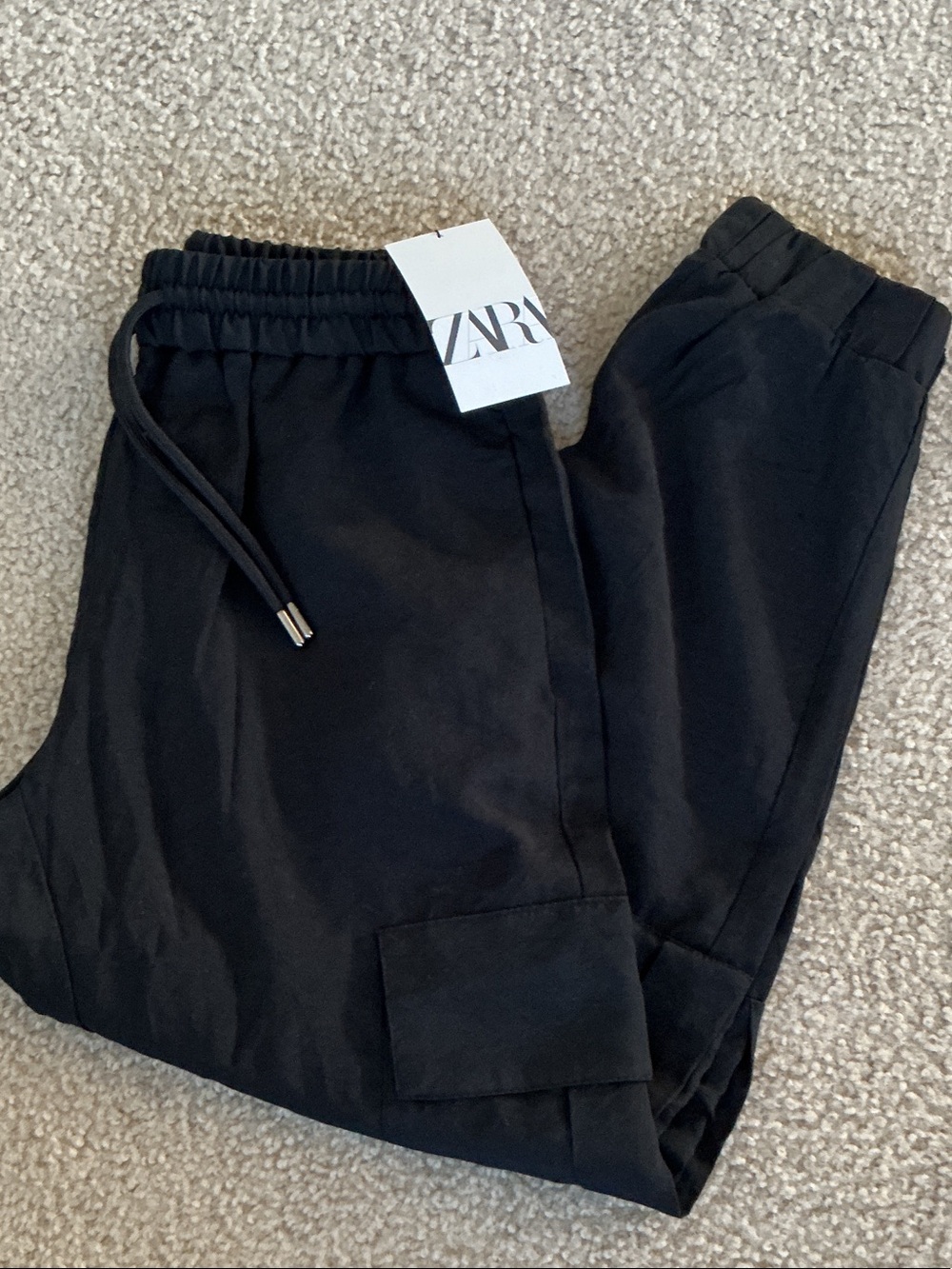 NWT Zara Women’s Black Cargo Joggers - Size XS